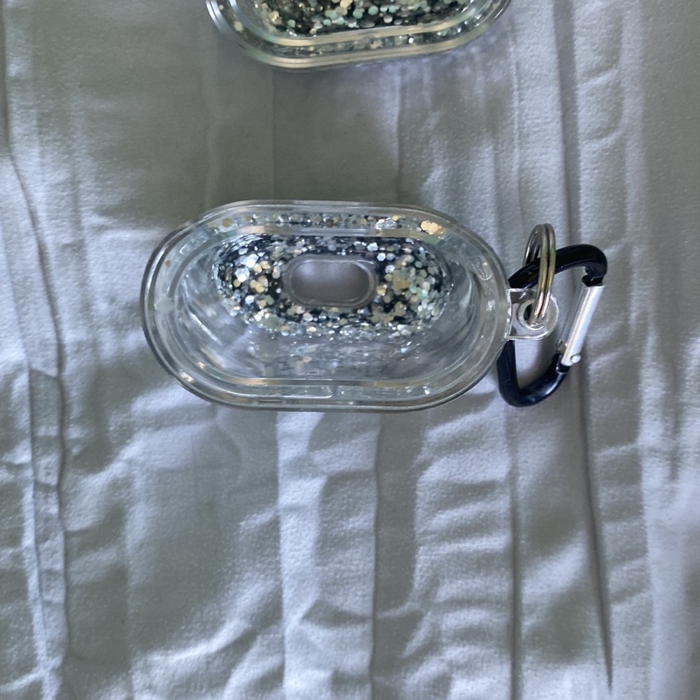 Apple AirPod Case Protector - Picture 5 of 7